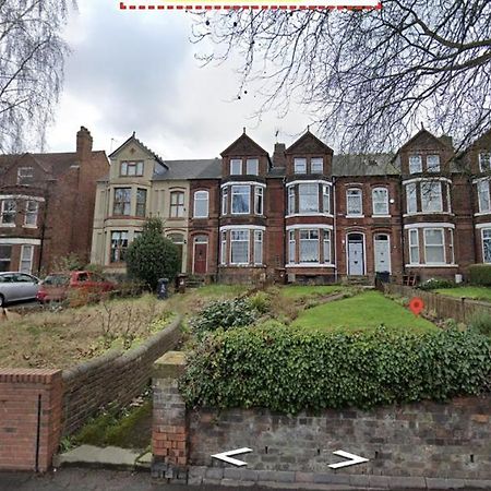 Lovely Bedroom With Shared Kitchen & Bathroom Free Parking Walsall Dış mekan fotoğraf
