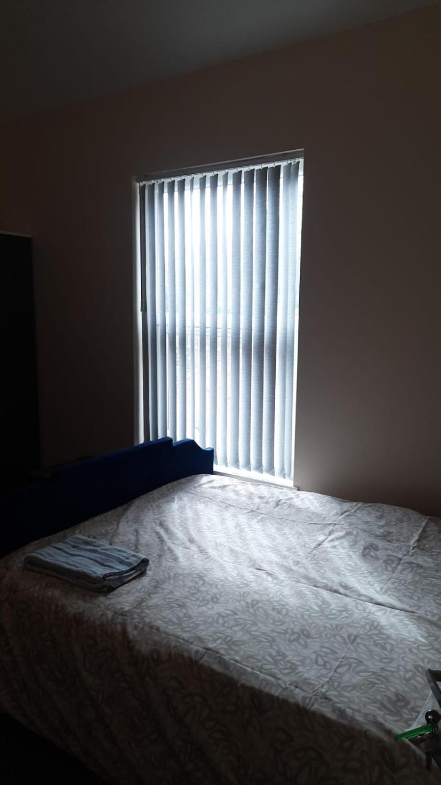 Lovely Bedroom With Shared Kitchen & Bathroom Free Parking Walsall Dış mekan fotoğraf